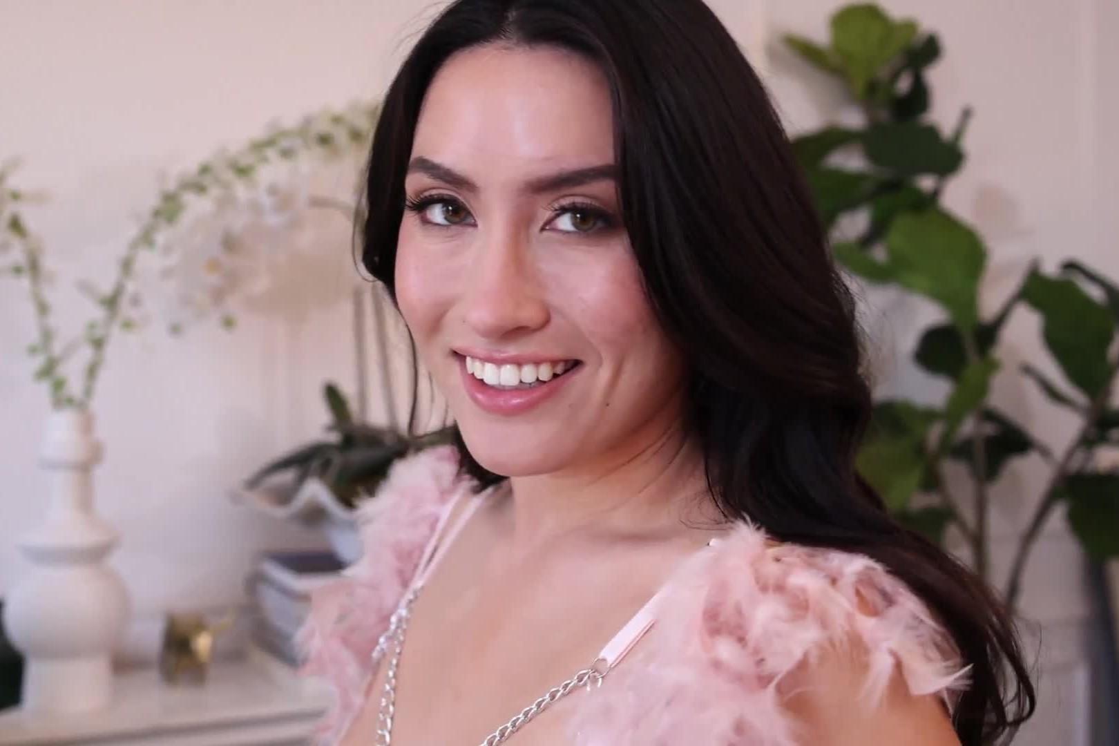 phim sex xnxx Cô nàng người mẫu đồ lót hàng cực phẩm